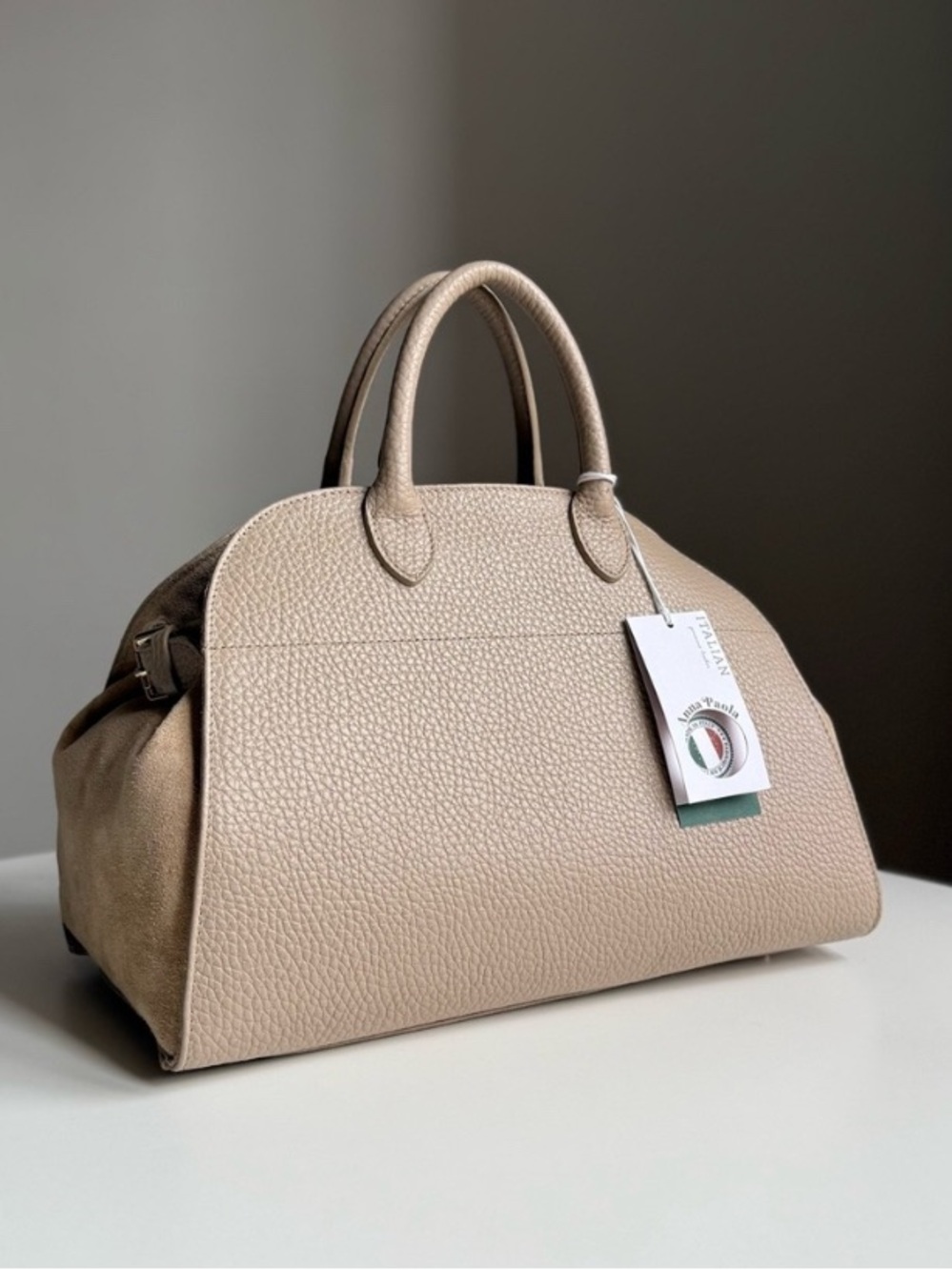 Ana Paola Italian leather Pebbled Beige handbag